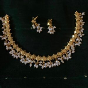 Manjari - Traditional Pearl Necklace Set